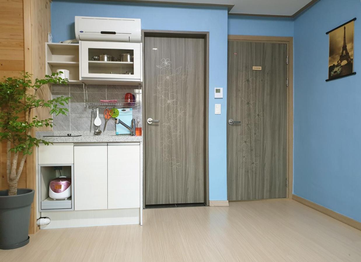 Chowoo Guesthouse Gyeongju Exterior photo